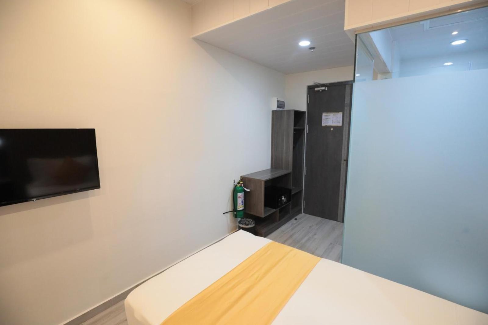 City Pod Hotel Cebu Stadt Exterior foto